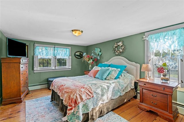 220 Plainfield Pike, Scituate, RI 02857