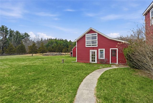 220 Plainfield Pike, Scituate, RI 02857