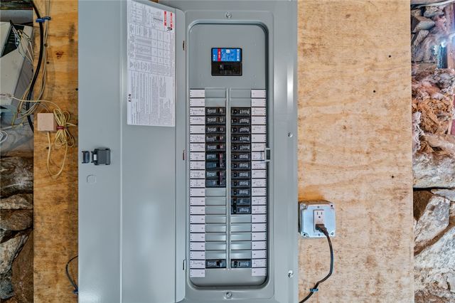 220 Plainfield Pike, Scituate, RI 02857