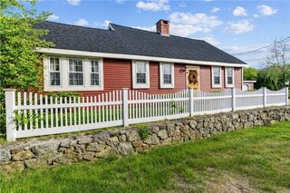 220 Plainfield Pike, Scituate, RI 02857