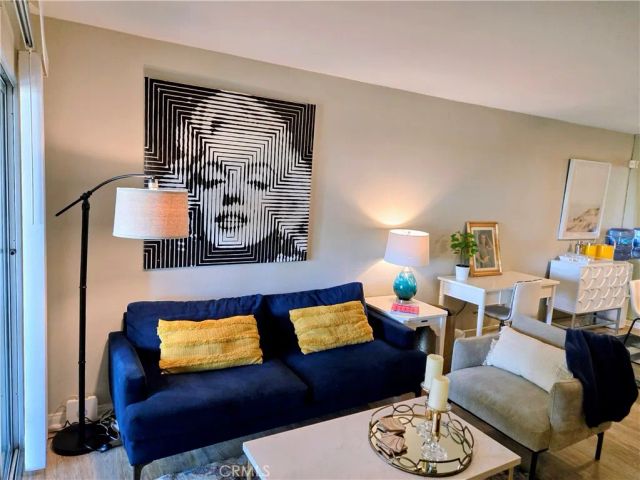 575 N Villa Court 103, Palm Springs, CA 92262