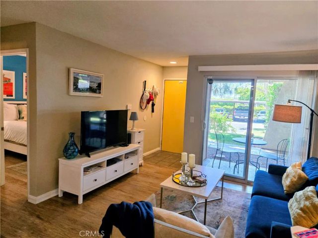 575 N Villa Court 103, Palm Springs, CA 92262