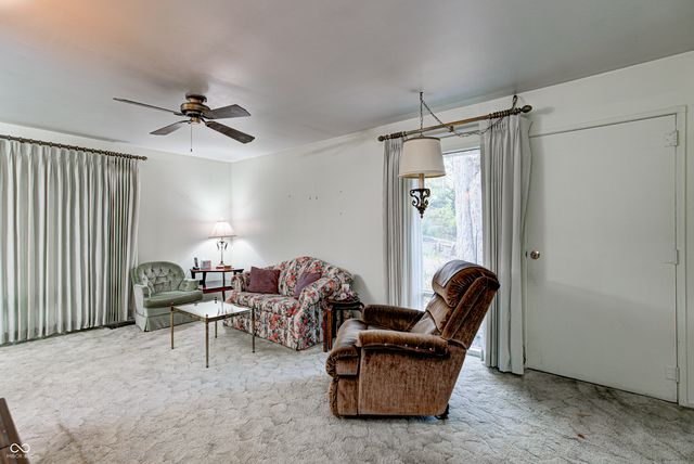 60 Pike Place, Plainfield, IN 46168