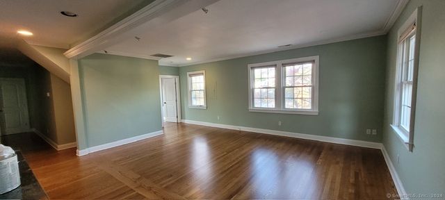10 Elmwood Avenue, Norwalk, CT 06854
