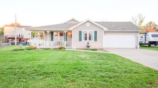 1313 Bonnie Blue Loop, Lawrenceburg, KY 40342