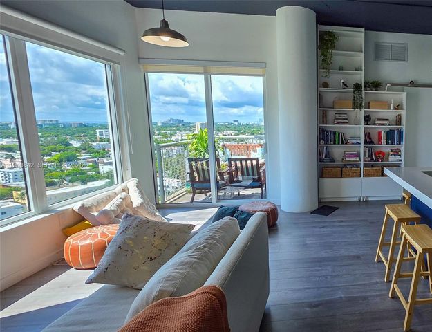 10 SW South River Dr 1704, Miami, FL 33130