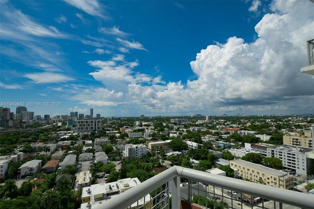 10 SW South River Dr 1704, Miami, FL 33130