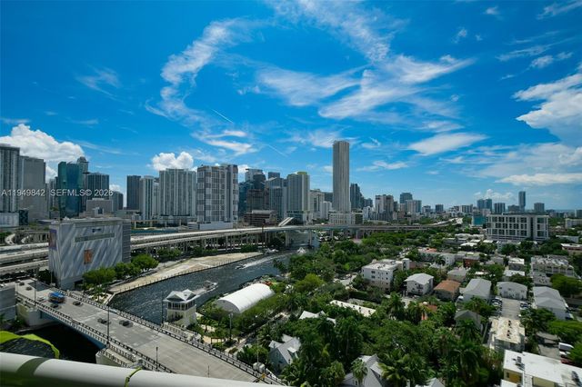 10 SW South River Dr 1704, Miami, FL 33130