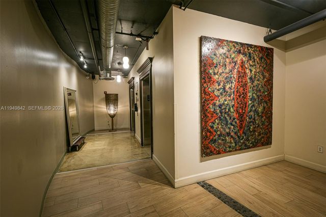 10 SW South River Dr 1704, Miami, FL 33130