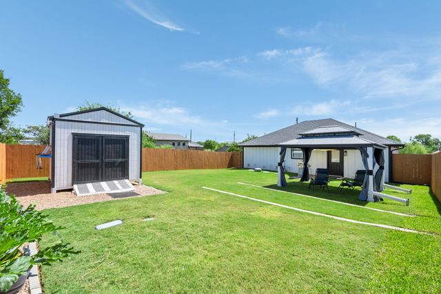 2308 Centaurus Way, Granbury, TX 76048