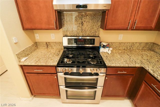 10624 Derby Peak Lane, Las Vegas, NV 89166