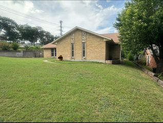 2317 Gibbs Williams Circle, Dallas, TX 75224