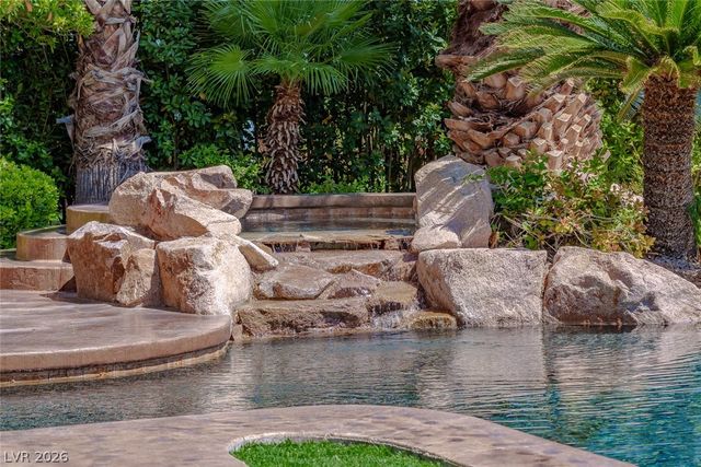 11359 Winter Cottage Place, Las Vegas, NV 89135