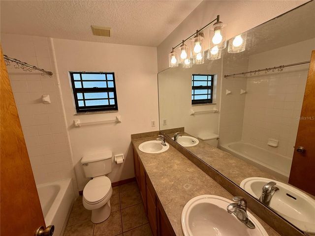 4843 CALASANS AVENUE, St Cloud, FL 34771