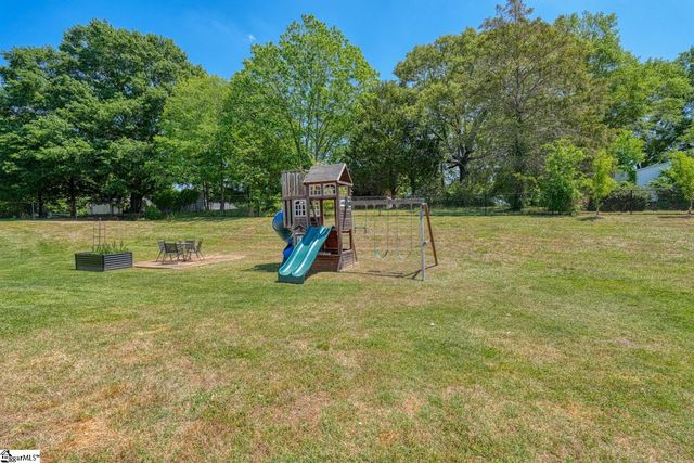 466 Belcher Road, Boiling Springs, SC 29316