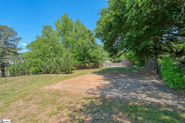 466 Belcher Road, Boiling Springs, SC 29316
