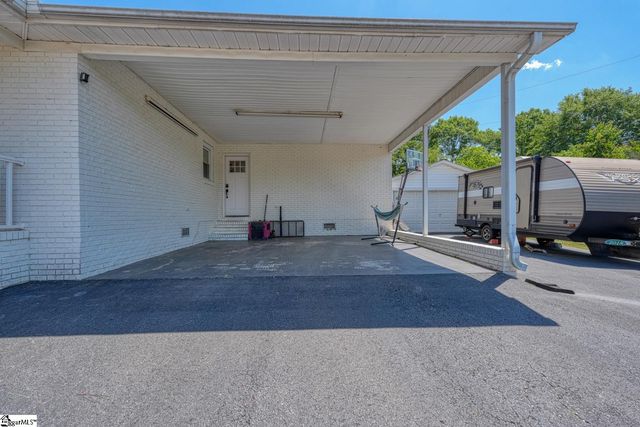 466 Belcher Road, Boiling Springs, SC 29316