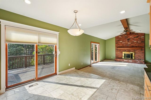 2142 Kennedy Drive, Rochester Hills, MI 48309