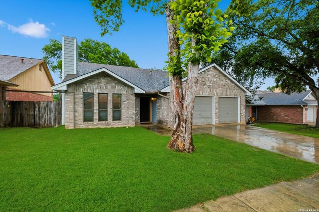 11302 FOREST SMT, Live Oak, TX 78233