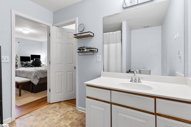 28 Backwater Way, Greenville, SC 29611