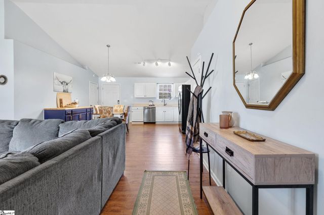 28 Backwater Way, Greenville, SC 29611