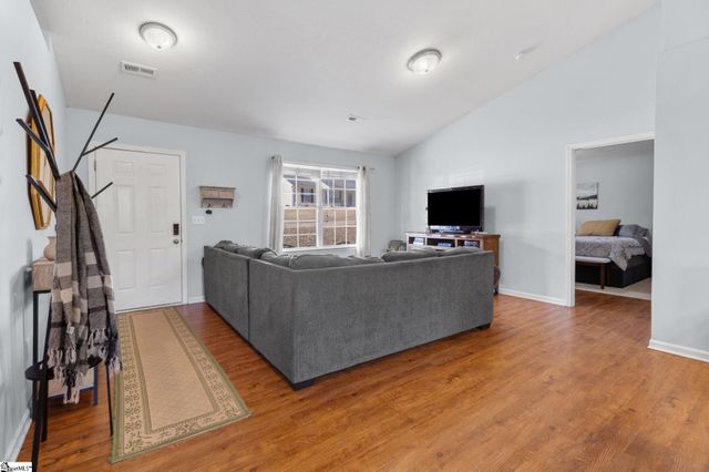 28 Backwater Way, Greenville, SC 29611