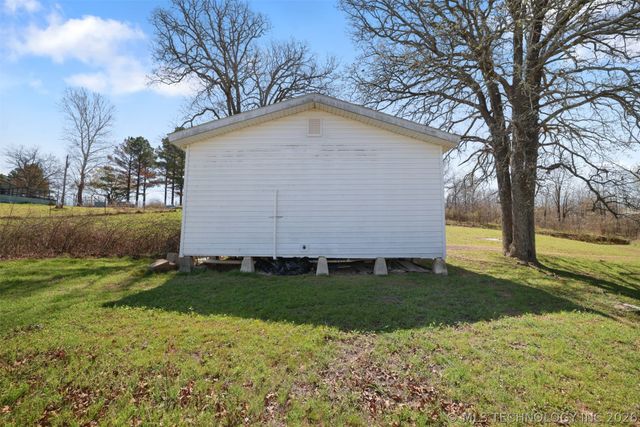 4079 Crooked Bridge Road, Boswell, OK 74727