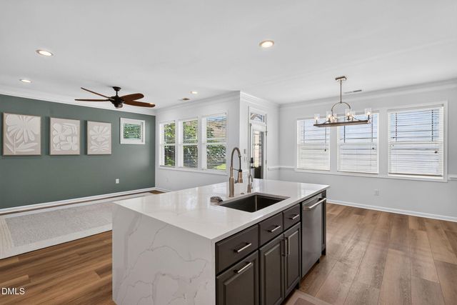 5542 Wade Park Boulevard, Raleigh, NC 27607