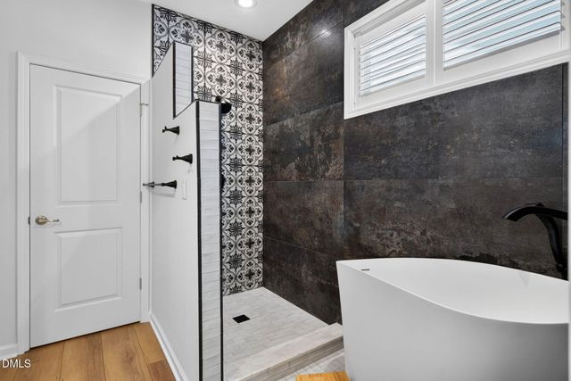 5542 Wade Park Boulevard, Raleigh, NC 27607