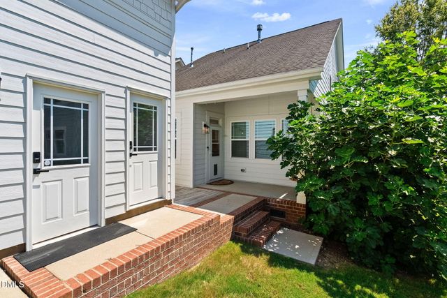 5542 Wade Park Boulevard, Raleigh, NC 27607