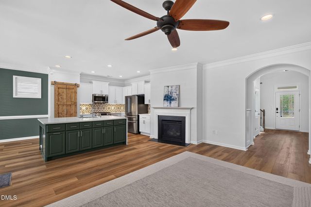 5542 Wade Park Boulevard, Raleigh, NC 27607