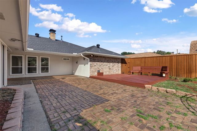 1600 Fairwind Court, Carrollton, TX 75007