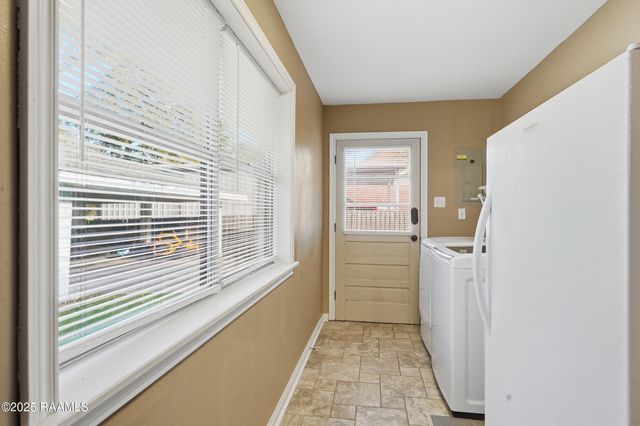 209 Sandager Avenue, Jeanerette, LA 70544