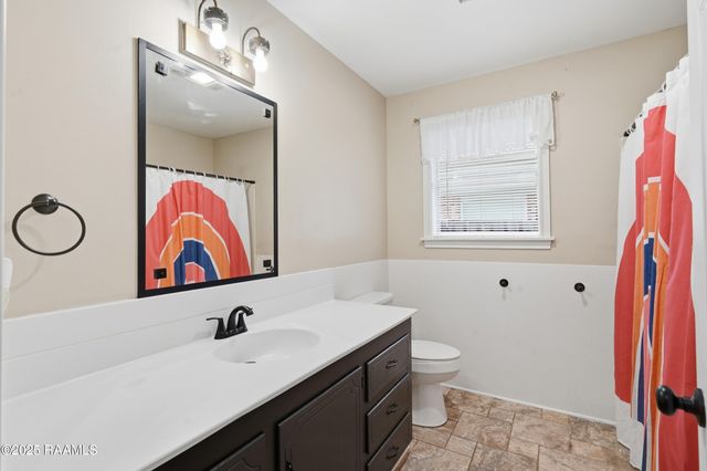 209 Sandager Avenue, Jeanerette, LA 70544