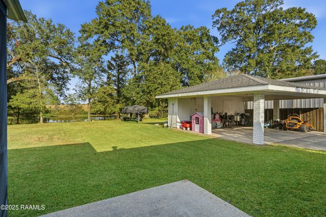 209 Sandager Avenue, Jeanerette, LA 70544