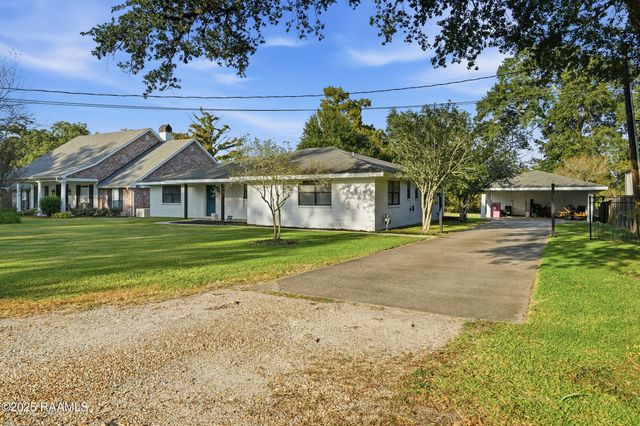 209 Sandager Avenue, Jeanerette, LA 70544