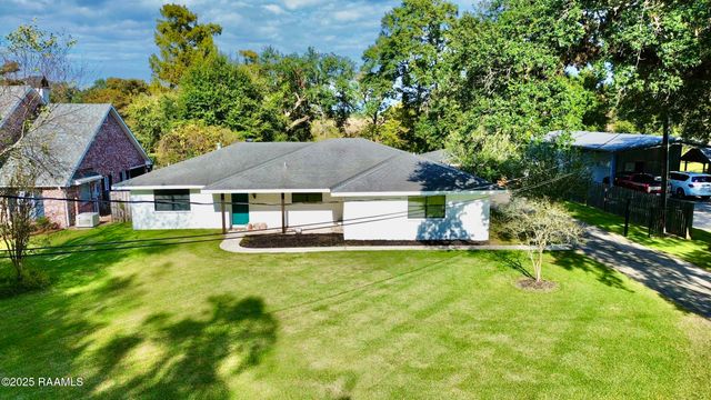 209 Sandager Avenue, Jeanerette, LA 70544