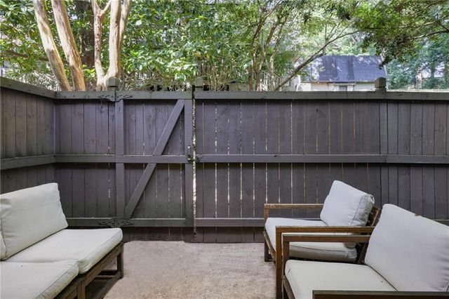 27 Ivy Ridge NE, Atlanta, GA 30342