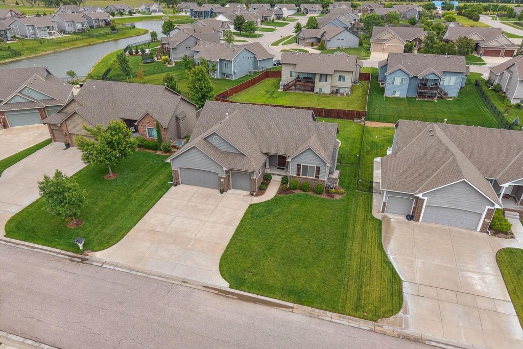 12446 E 27th Ct N, Wichita, KS 67226