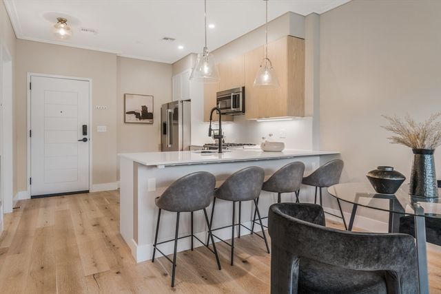 70 Leo Birmingham Parkway U504, Boston, MA 02135