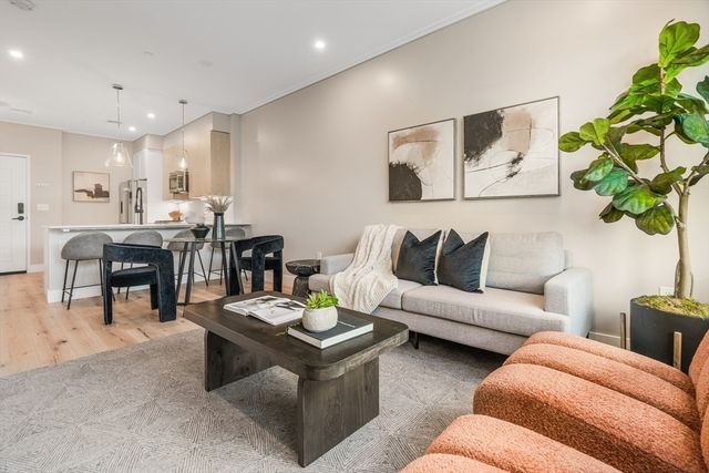 70 Leo Birmingham Parkway U504, Boston, MA 02135