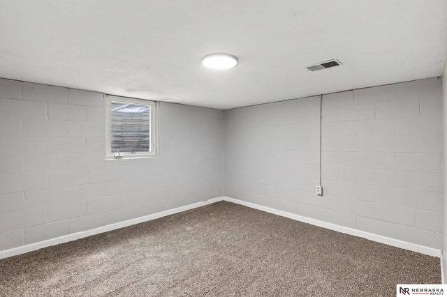 4438 Greenwood Street, Lincoln, NE 68504