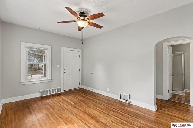 4438 Greenwood Street, Lincoln, NE 68504