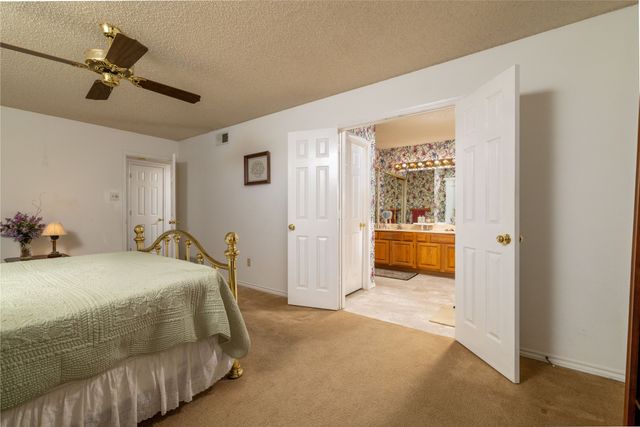 3227 Summerfield Drive, Grapevine, TX 76051