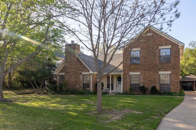 3227 Summerfield Drive, Grapevine, TX 76051