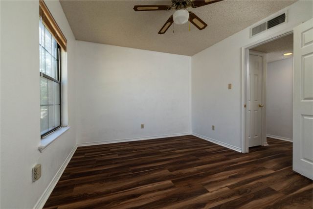 3227 Summerfield Drive, Grapevine, TX 76051