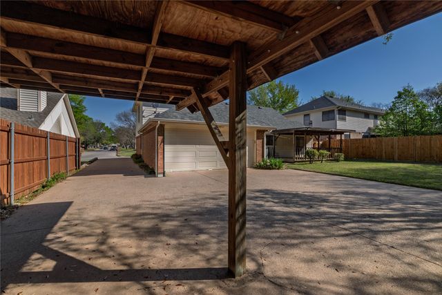 3227 Summerfield Drive, Grapevine, TX 76051