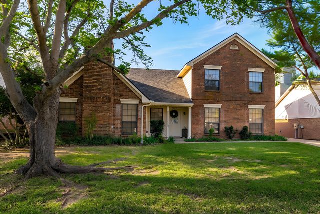 3227 Summerfield Drive, Grapevine, TX 76051
