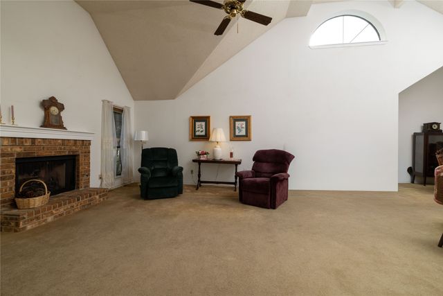 3227 Summerfield Drive, Grapevine, TX 76051