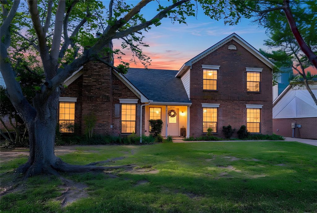 3227 Summerfield Drive, Grapevine, TX 76051